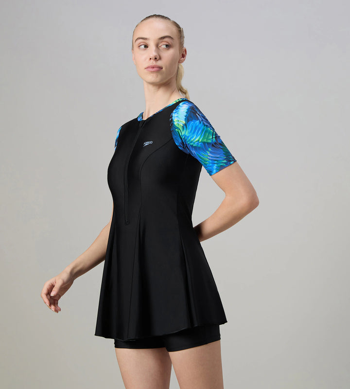 Women's Endurance10 Printed Short Sleeve Closedback Swimdress With Boyleg - Black & Periwinkle Blue