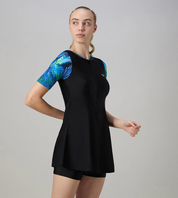 Women's Endurance10 Printed Short Sleeve Closedback Swimdress With Boyleg - Black & Periwinkle Blue